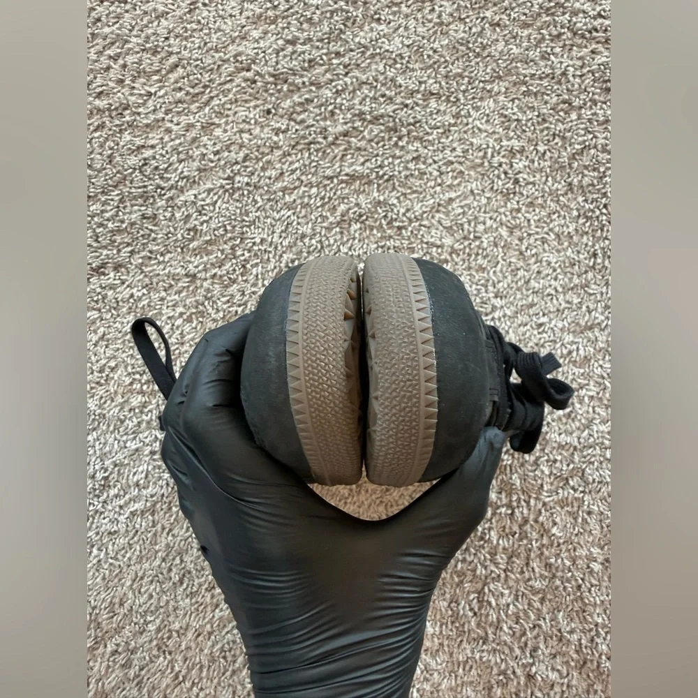 Adidas Women’s Samba OG Black Legend Earth Gum, Sz 10.5 - Picture 7 of 11